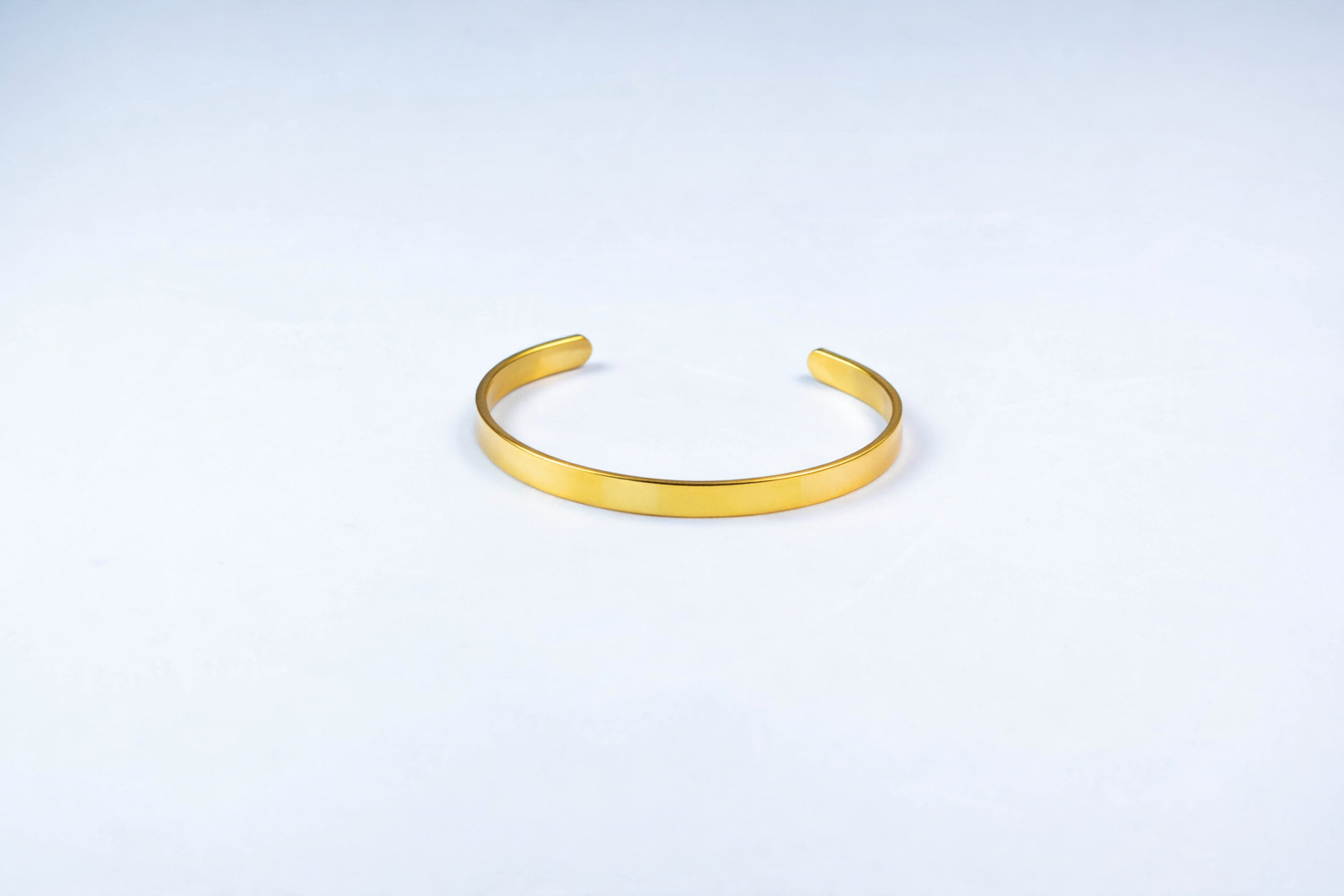 Minimalist cuff Bracelet